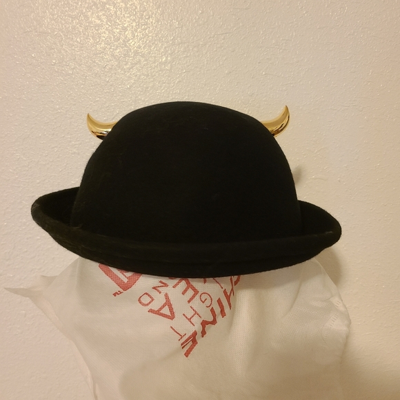 aza demom hat - Picture 1 of 1